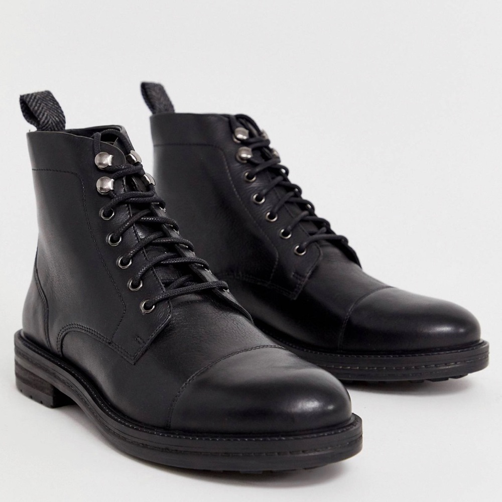 Walk London Wolf black leather ankle boots